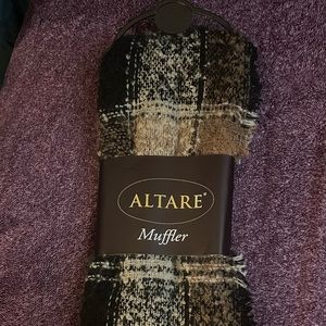 🆕 NWT ALTARE Muffler Scarf Tan Brown Black Plaid Pattern with Fringe